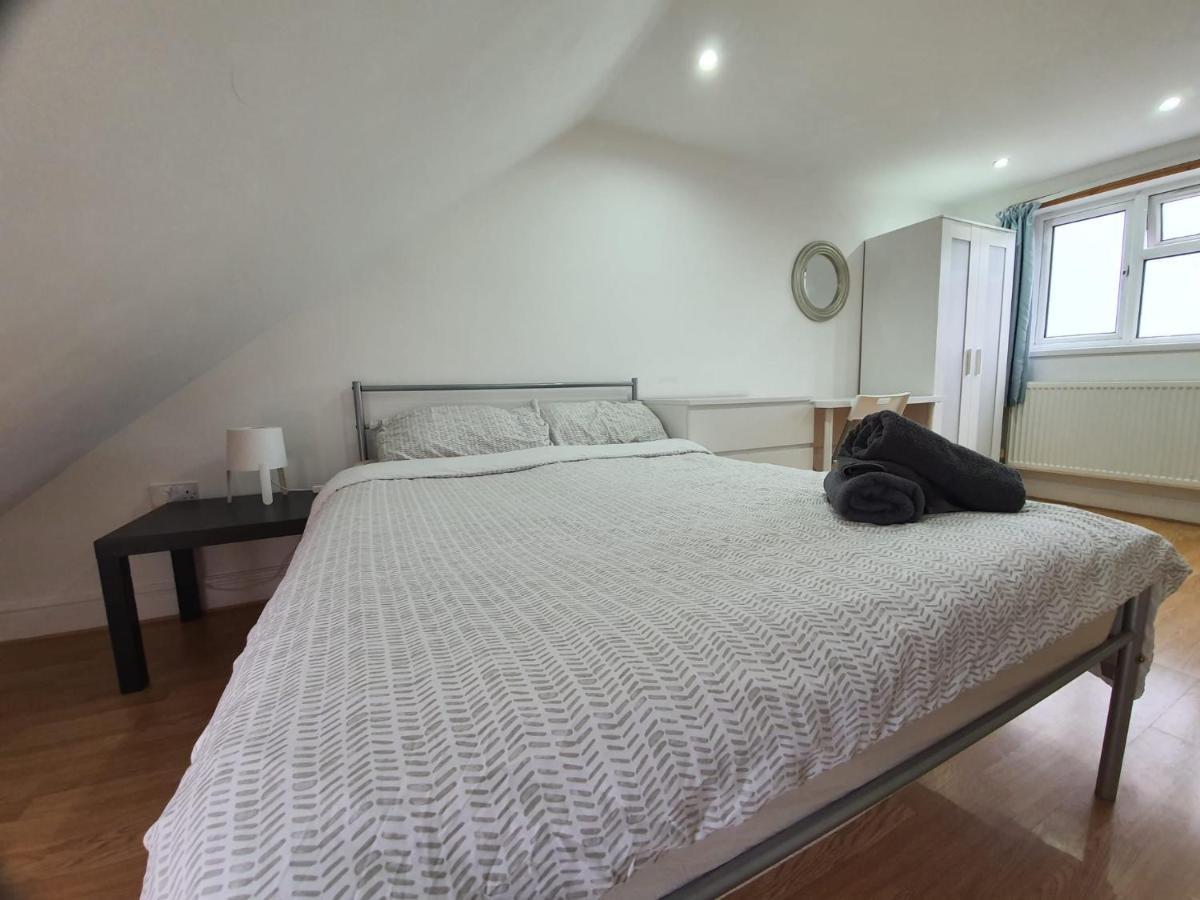 Eastwood Rooms Goodmayes Ngoại thất bức ảnh