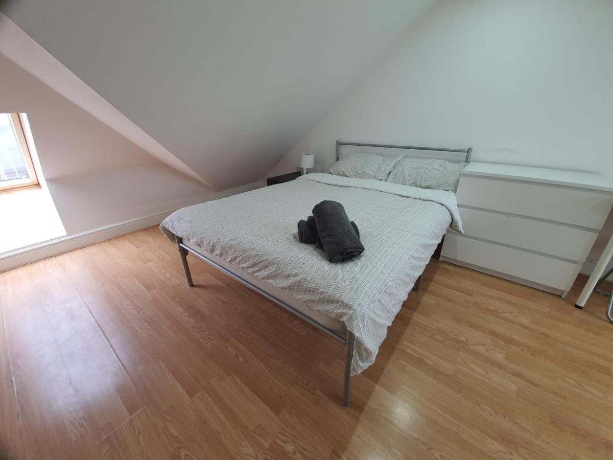 Eastwood Rooms Goodmayes Ngoại thất bức ảnh